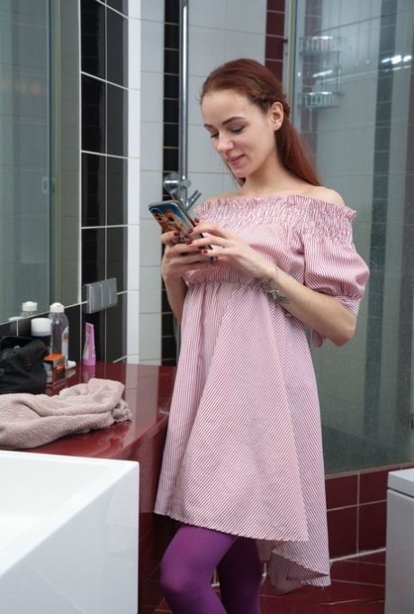 uske najlonke porno fotografije