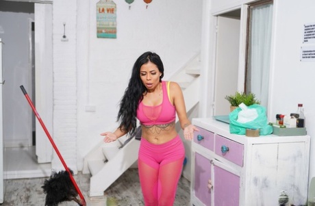 ebenové malé prsa sexuální erotika galerie