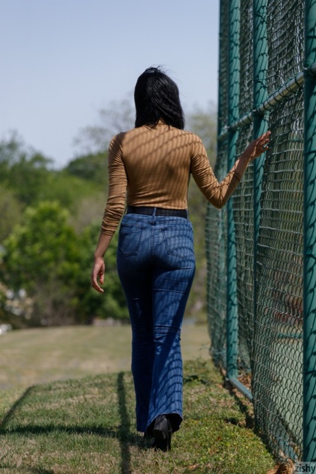 ebbenhouten jeans volwassen pornografisch afbeeldingen
