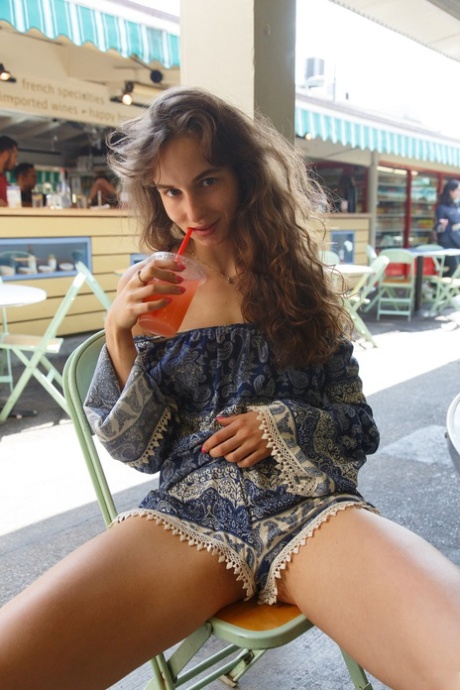 petite babe perfect picture