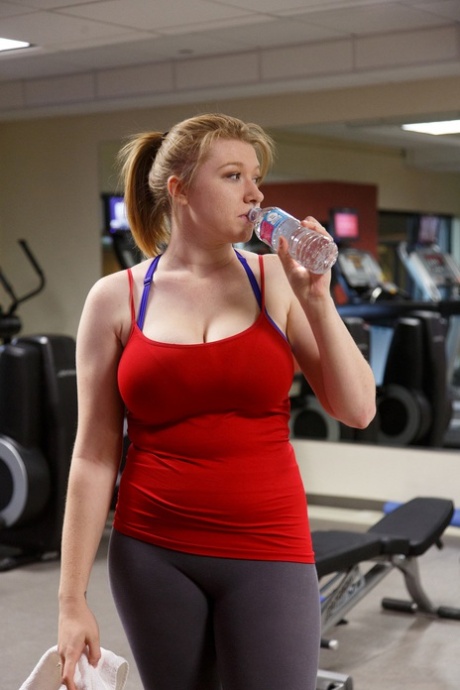 巨乳のアマチュア アダルト ギャラリー