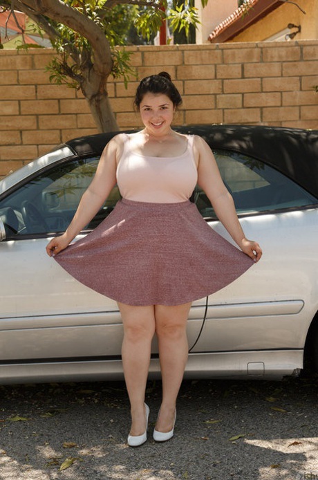 chica con curvas alta calidad foto