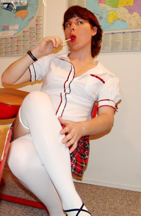 shemale uniform seks beste afbeelding