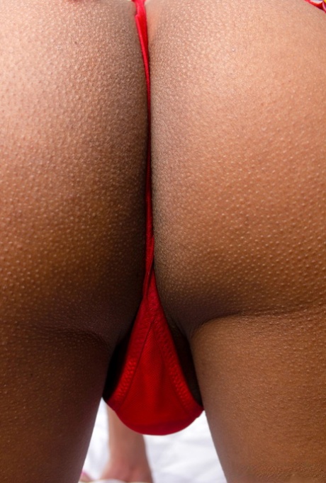 Arabic Goddess model pornographic pictures
