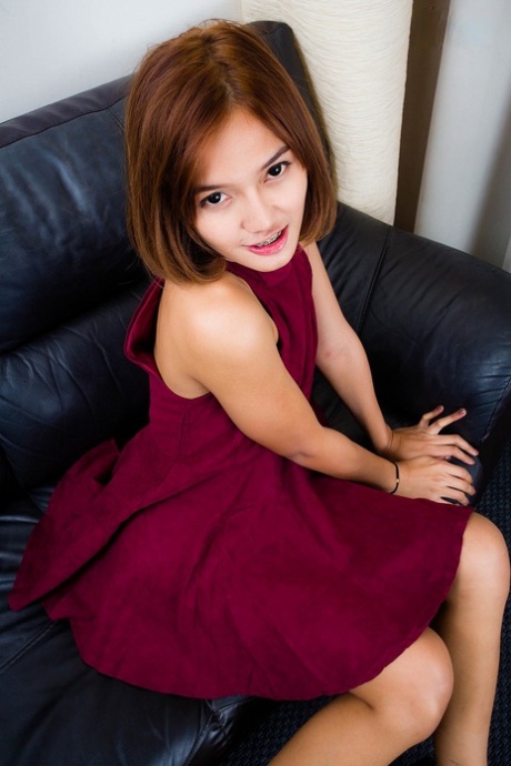 ladyboy Thái Lan khỏa thân img