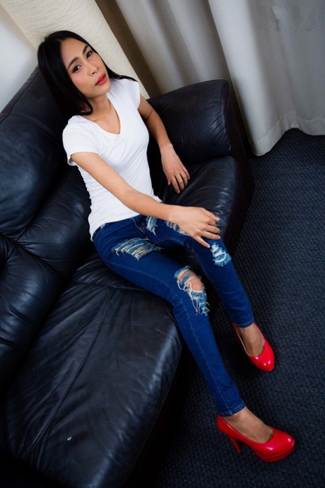 Ladyboy Pang art pornstar archive