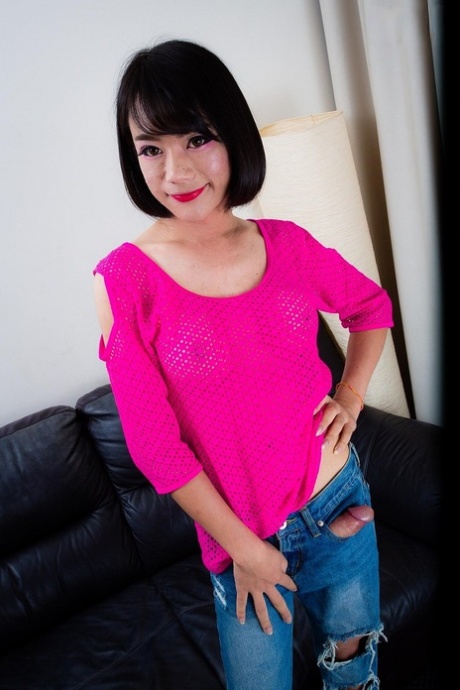 Ladyboy Bee model xxx images