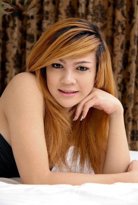Ladyboy Belle top actress archive