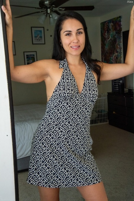 latina milf free archive