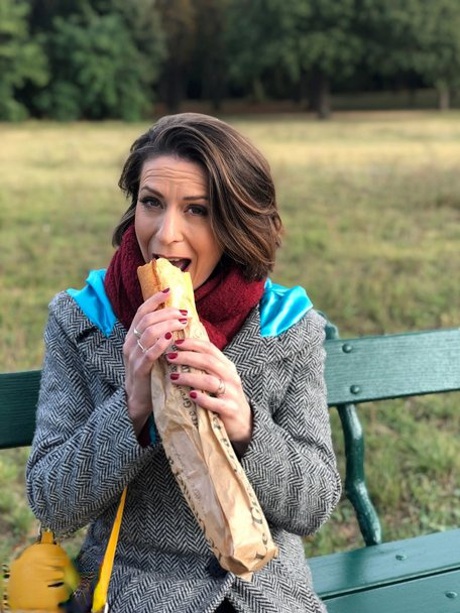fransk moden perfekt pornografisk Foto