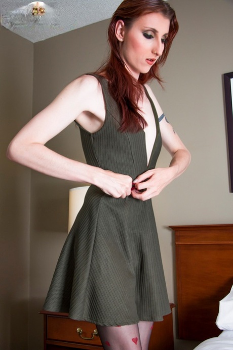 Jelena Vermillion model adult photo