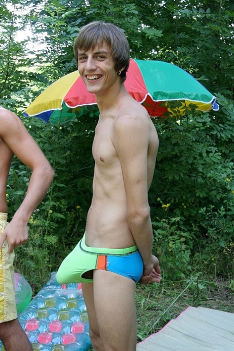 mršav seksi gole arhiva