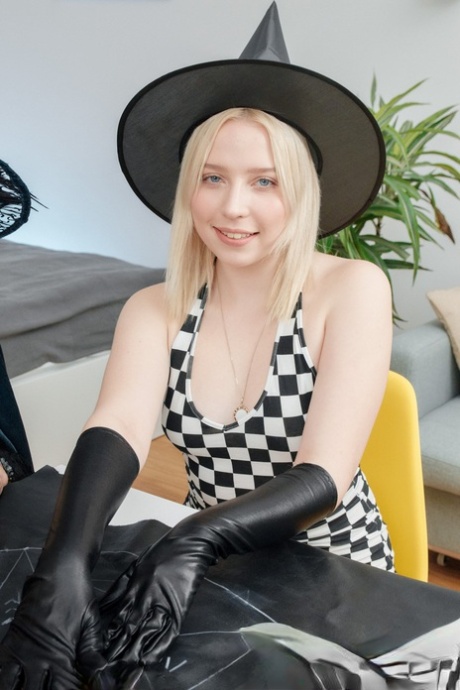 upskirt universitario arte exclusivo imágenes