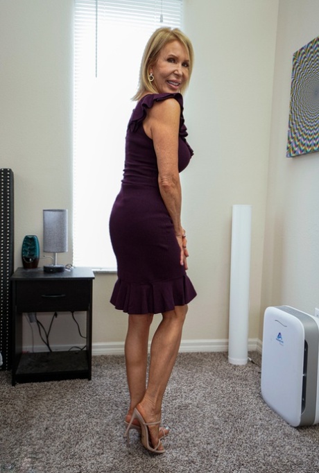 Nade Nasty exclusive actress photos