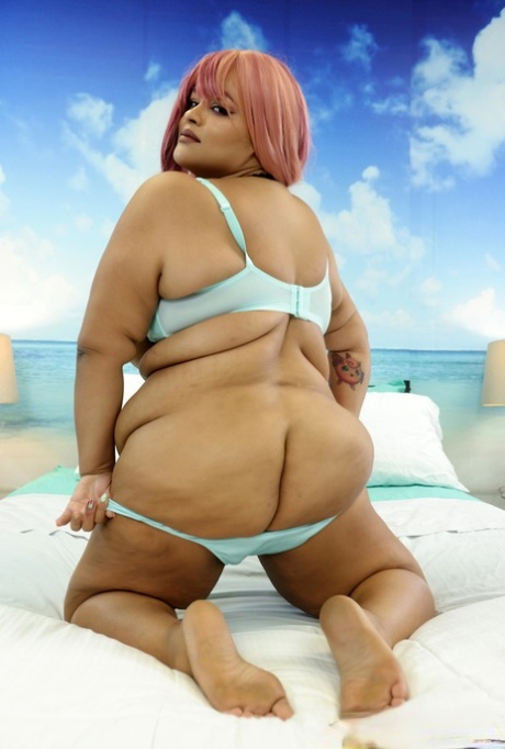 ebony ssbbw nudes image