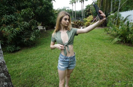 วัยรุ่นอังกฤษ สวยเปลือย รูปภาพ