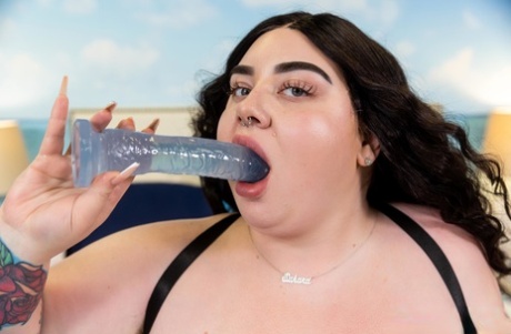 obješen transvestit vruća gola fotografija