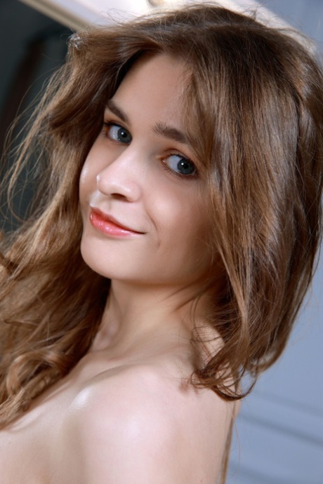 Lucy Foster star hot picture