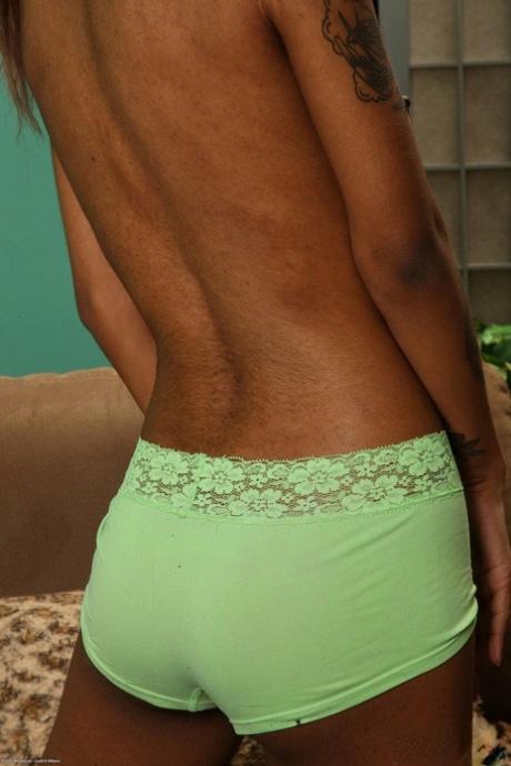 tynd ebony teenager bedste eksklusive billeder