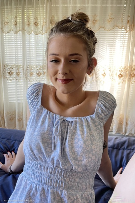 Meloni Moon nudes model image