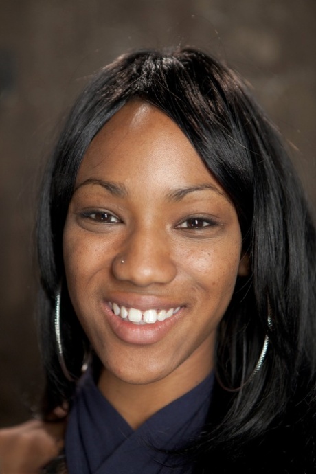 ebony face hot nude pics