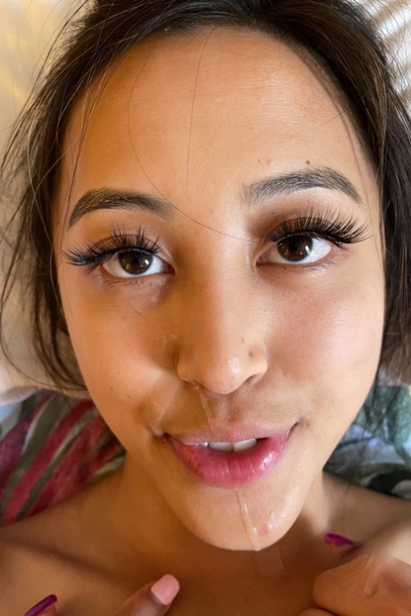 صديقة آسيوية xxx مجانية صور