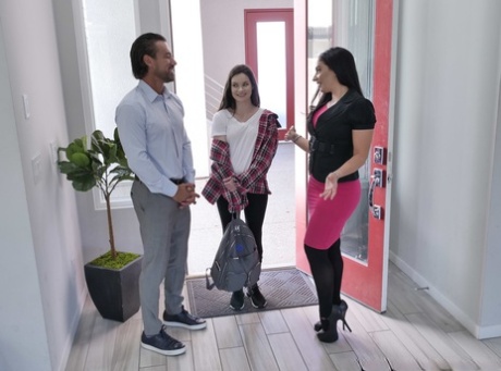 biseksualni oralni seks besplatni goli galerija