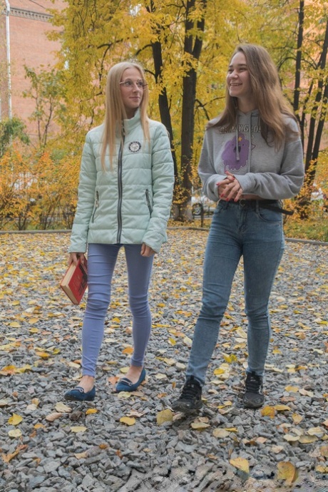 första gången lesbisk sexig foto