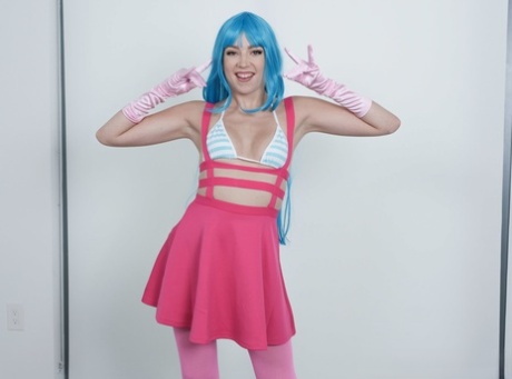 Nicky Rebel nice actress image