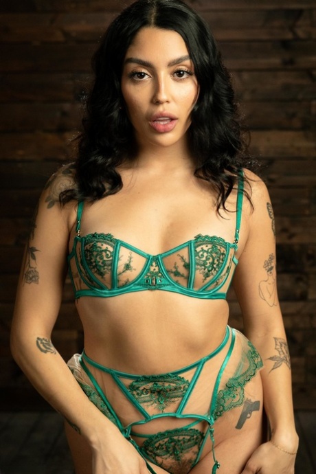 Vanessa Sky pornstar top photos