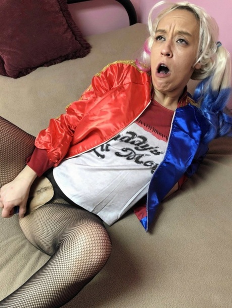 Harley Quinn star porn photo