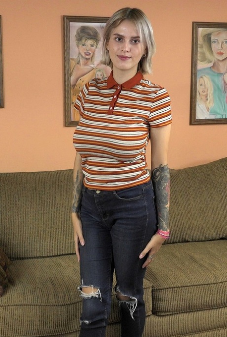 Busty Tina beautiful star photos