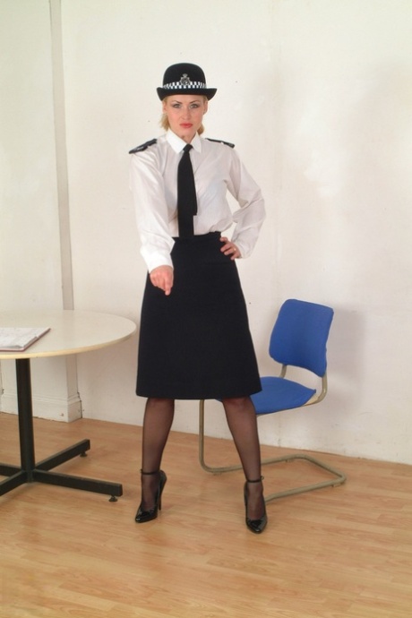 pantyhose skirt top pic