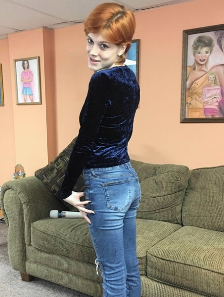 Ava Little model xxx photos