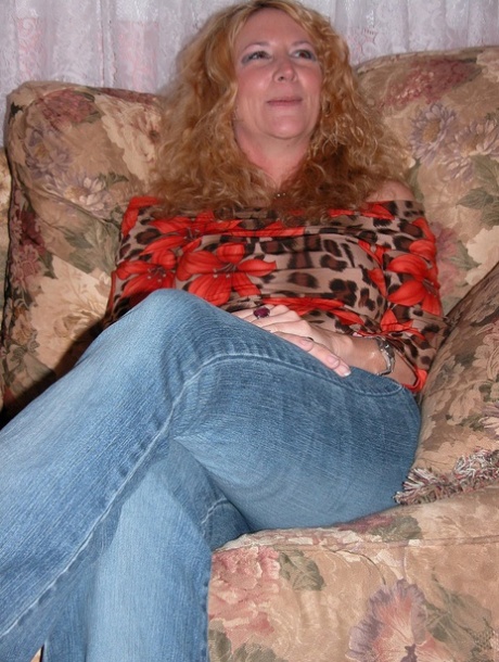 nonna adolescente lesbica arte immagine