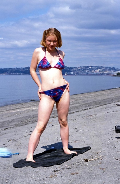 毛深いビキニ ホットxxx 画像