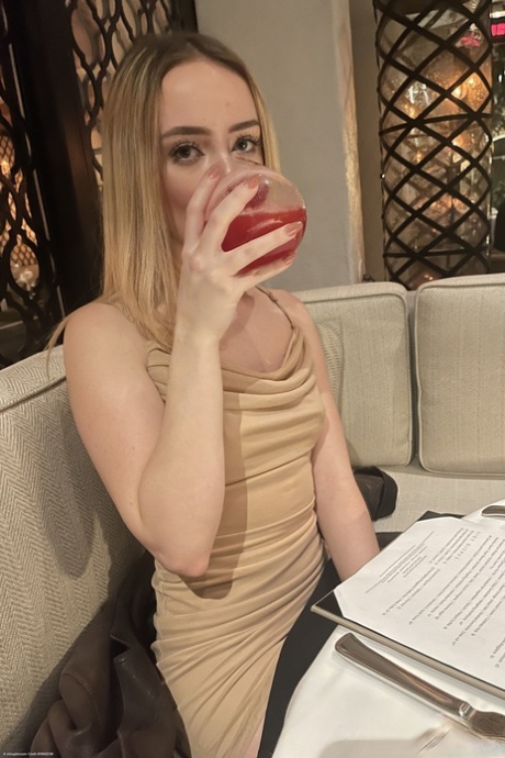 teen girlfriend sexy image