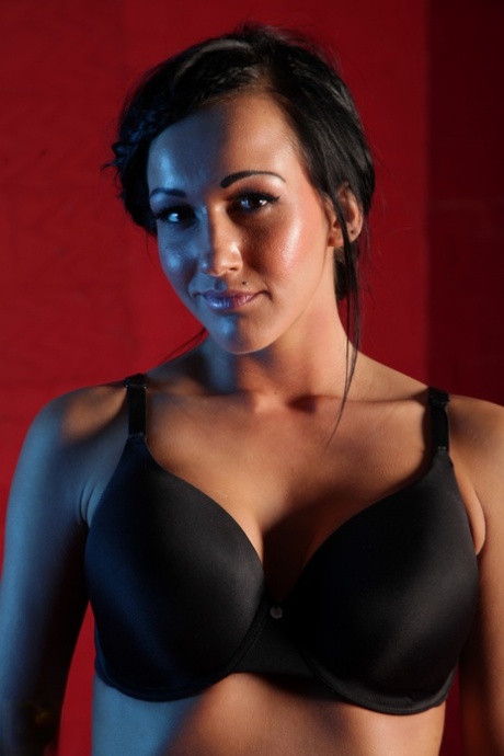 Chantelle Fox nudes star photos