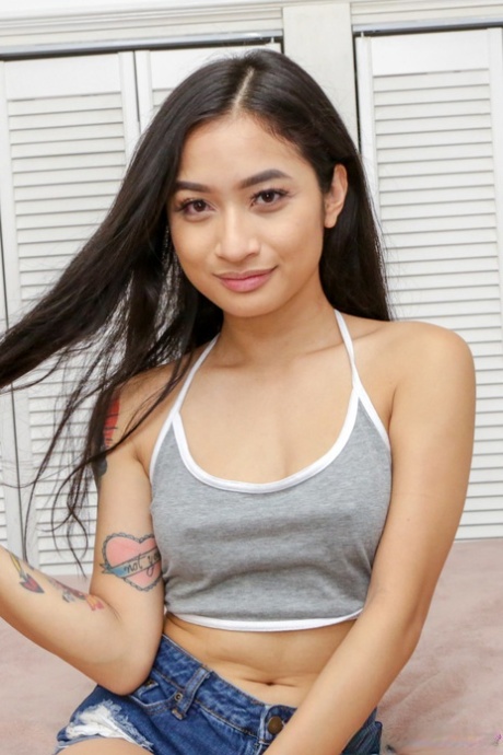 adolescente filipina hermosa adulta imagen