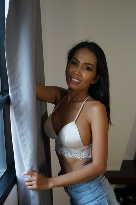 milf thaïlandaise plutôt sexy photo