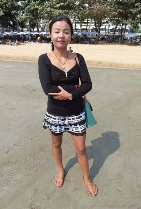 tall asian beautiful xxx image