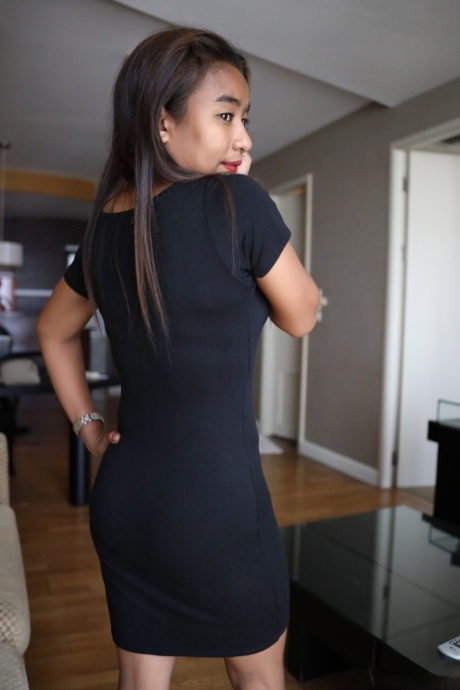 milf tailandesa hermoso porno foto