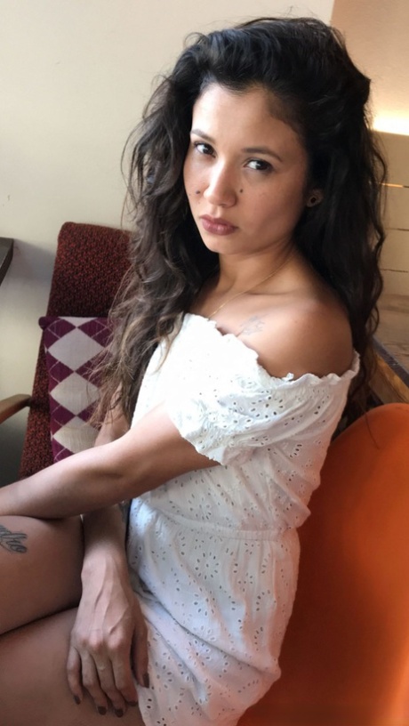 Jade Presley pretty actress image