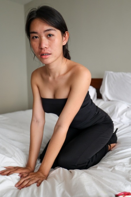 女同性恋裙底风光 火辣性愛 檔案