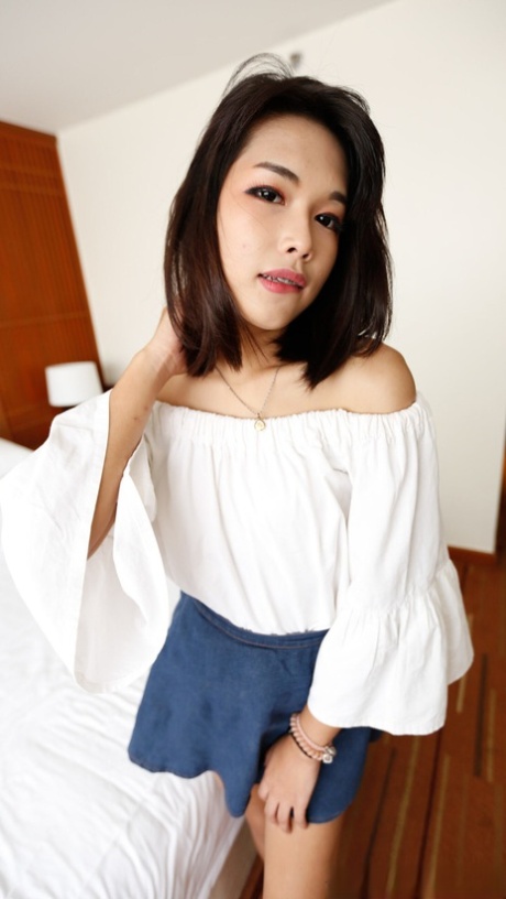 punto di vista di ladyboy adulto foto