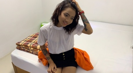 asiatisk teenager erotisk fri pic