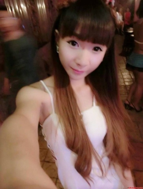 Ladyboy Yuri art actress images