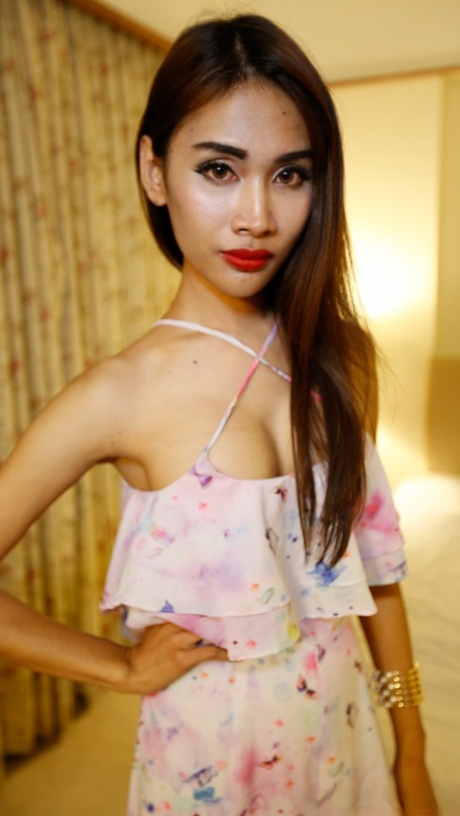 magere ladyboy Leuk archief