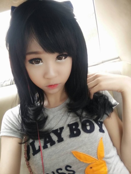 mała ladyboy xxx ekskluzywne fotka