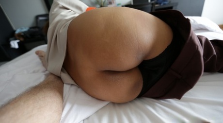 ronde kleine tieten lekker gratis foto